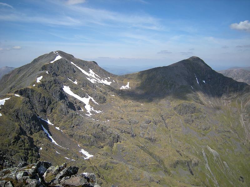 20090531_bideanambian 033.jpg - Blick zurück. Wir sind rechts im Bild auf den Grat gestiegen und dann alles dem Grat entlang